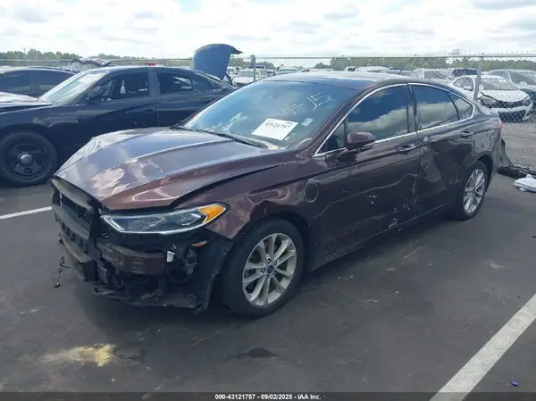 3FA6P0SU4KR168769 2019 FORD FUSION - Image 2