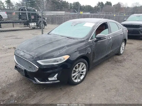 3FA6P0SU4KR185202 2019 FORD FUSION - Image 2