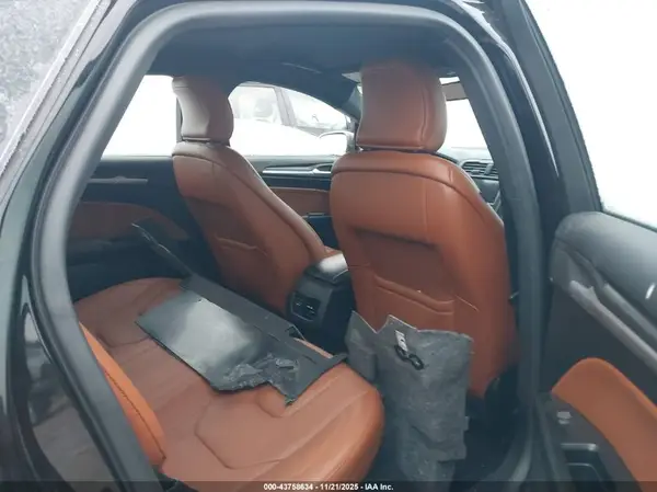 3FA6P0SU4KR185202 2019 FORD FUSION - Image 8