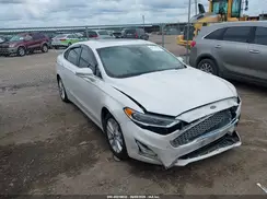 3FA6P0SU4KR211121 2019 FORD FUSION