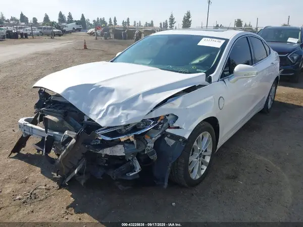 3FA6P0SU4KR216304 2019 FORD FUSION - Image 2