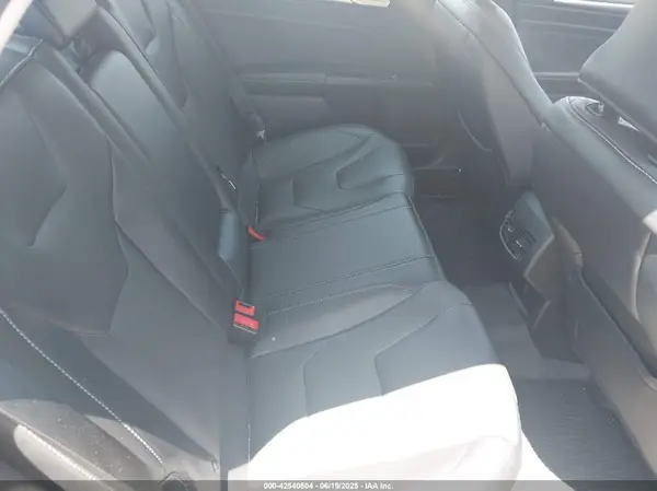 3FA6P0SU4KR228100 2019 FORD FUSION - Image 8