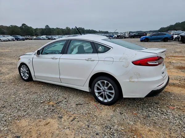 3FA6P0SU4KR285932 2019 FORD FUSION - Image 2
