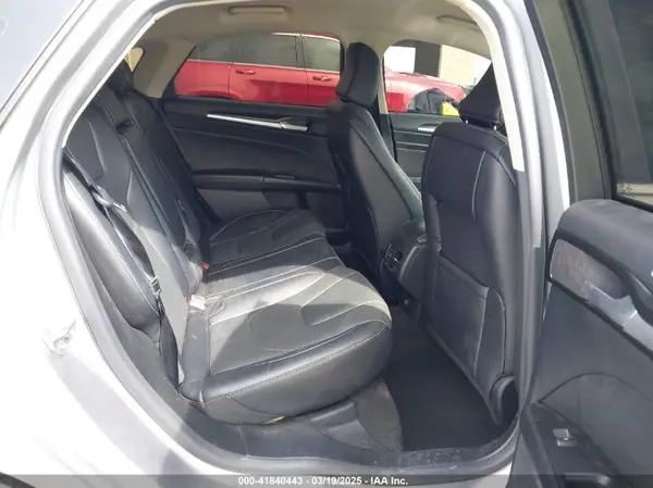 3FA6P0SU4LR260496 2020 FORD FUSION - Image 8