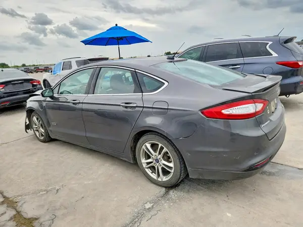 3FA6P0SU5GR116171 2016 FORD FUSION - Image 2