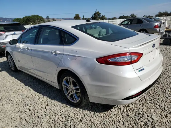 3FA6P0SU5GR125386 2016 FORD FUSION - Image 2