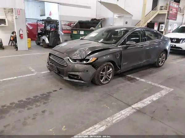 3FA6P0SU5GR134945 2016 FORD FUSION - Image 2