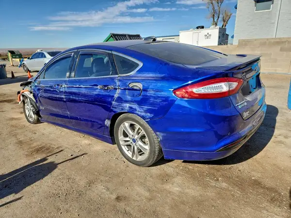 3FA6P0SU5GR232745 2016 FORD FUSION - Image 2
