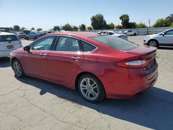 3FA6P0SU5GR241882 2016 FORD FUSION - Image 2