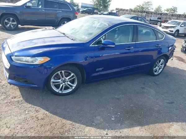 3FA6P0SU5GR283694 2016 FORD FUSION - Image 2