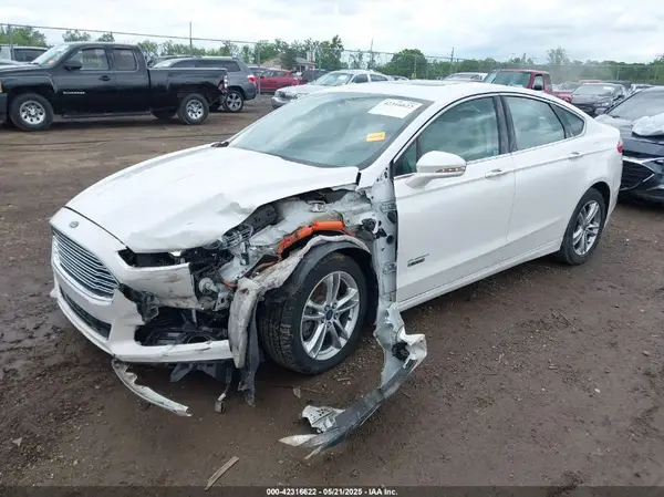 3FA6P0SU5GR287017 2016 FORD FUSION - Image 2