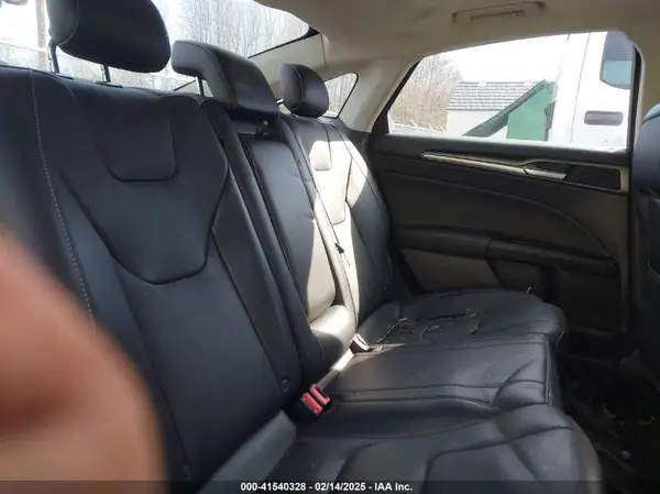 3FA6P0SU5GR401632 2016 FORD FUSION - Image 8