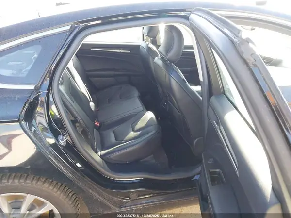 3FA6P0SU5HR129763 2017 FORD FUSION - Image 8