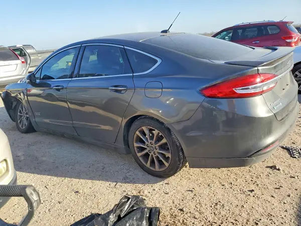 3FA6P0SU5HR173634 2017 FORD FUSION - Image 2