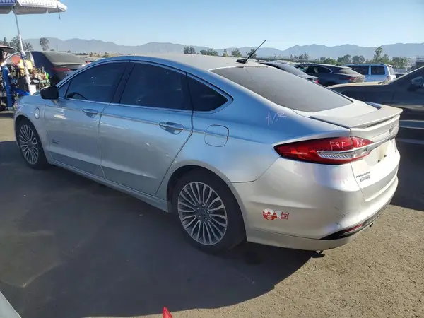3FA6P0SU5HR247652 2017 FORD FUSION - Image 2