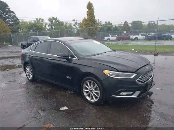 3FA6P0SU5HR364406 2017 FORD FUSION - Image 1