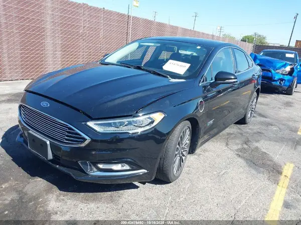 3FA6P0SU5JR240948 2018 FORD FUSION - Image 2