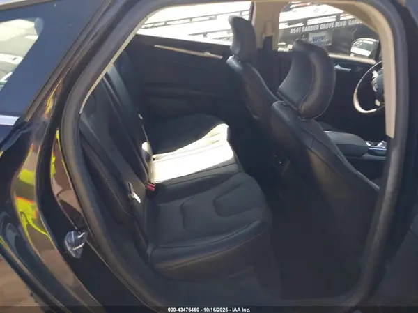3FA6P0SU5JR240948 2018 FORD FUSION - Image 8
