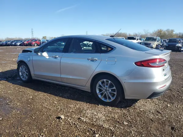 3FA6P0SU5KR110671 2019 FORD FUSION - Image 2