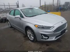 3FA6P0SU5KR177822 2019 FORD FUSION