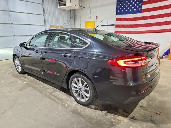 3FA6P0SU5KR213007 2019 FORD FUSION - Image 2