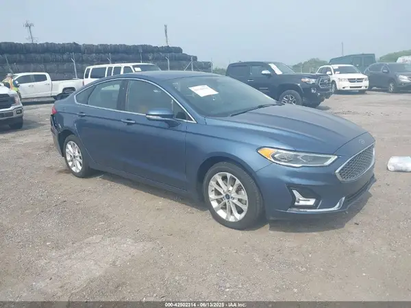 3FA6P0SU5KR228350 2019 FORD FUSION - Image 1