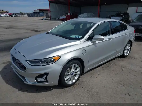 3FA6P0SU5KR228638 2019 FORD FUSION - Image 2
