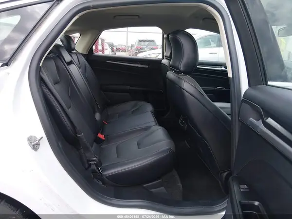3FA6P0SU5KR233306 2019 FORD FUSION - Image 8