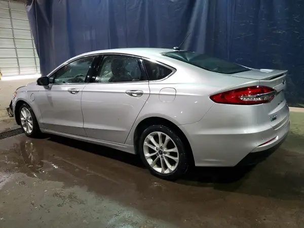 3FA6P0SU5KR245178 2019 FORD FUSION - Image 2