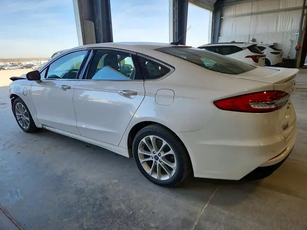 3FA6P0SU5KR282232 2019 FORD FUSION - Image 2