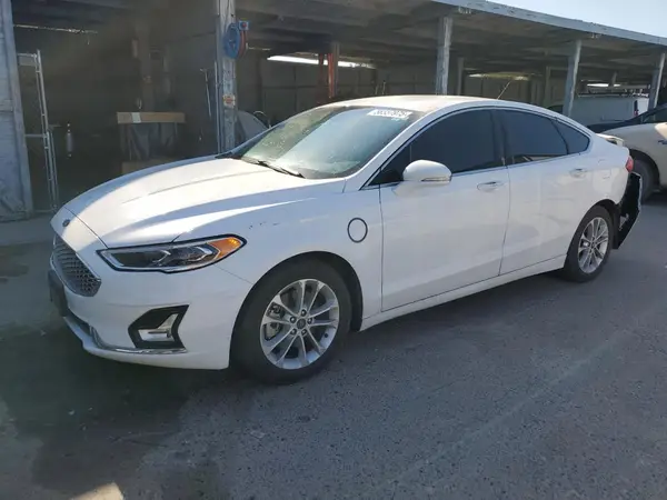 3FA6P0SU5LR171746 2020 FORD FUSION - Image 1