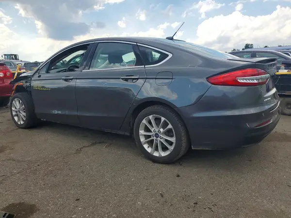 3FA6P0SU5LR247885 2020 FORD FUSION - Image 2
