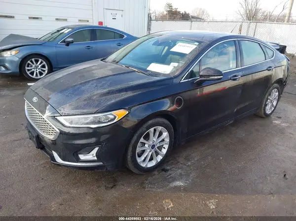 3FA6P0SU5LR256716 2020 FORD FUSION - Image 2