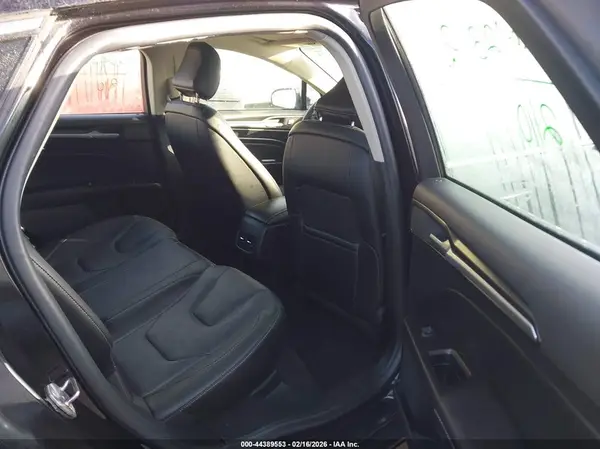 3FA6P0SU5LR256716 2020 FORD FUSION - Image 8