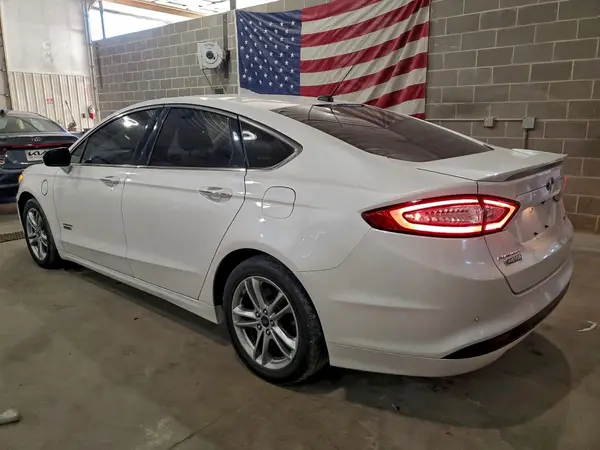 3FA6P0SU6GR166433 2016 FORD FUSION - Image 2