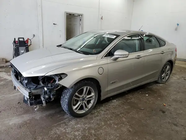 3FA6P0SU6GR169672 2016 FORD FUSION - Image 1