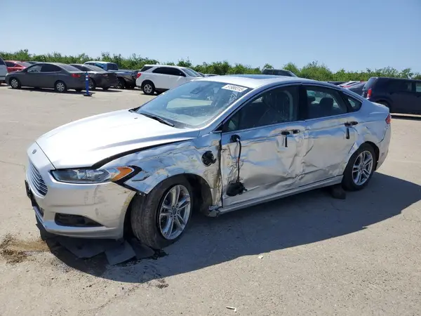 3FA6P0SU6GR187816 2016 FORD FUSION - Image 1