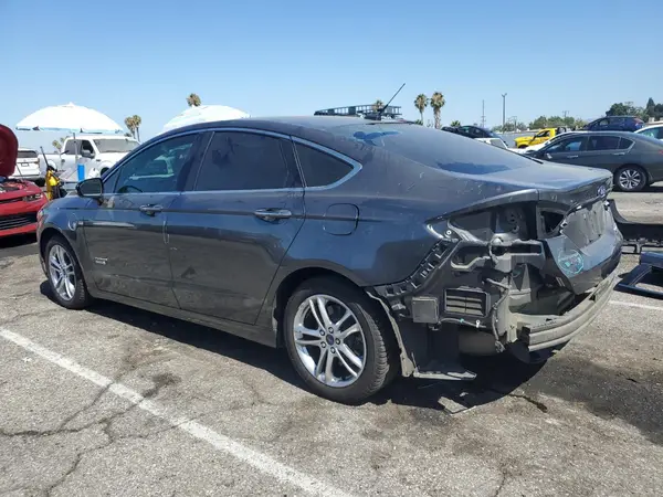 3FA6P0SU6GR235895 2016 FORD FUSION - Image 2