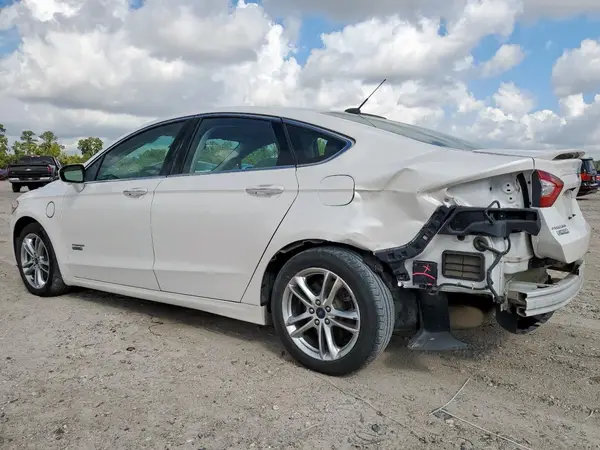 3FA6P0SU6GR268167 2016 FORD FUSION - Image 2