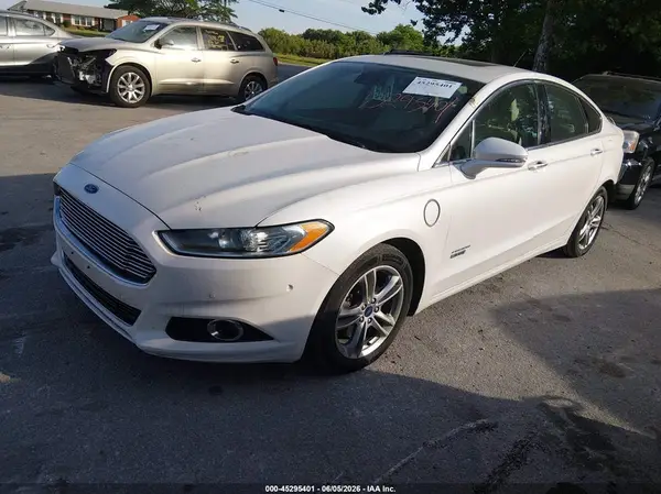 3FA6P0SU6GR336676 2016 FORD FUSION - Image 2
