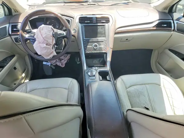 3FA6P0SU6HR141839 2017 FORD FUSION - Image 8