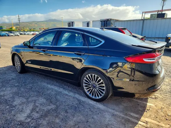 3FA6P0SU6HR191642 2017 FORD FUSION - Image 2