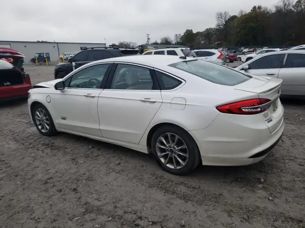 3FA6P0SU6HR209699 2017 FORD FUSION - Image 2
