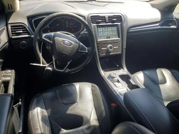 3FA6P0SU6HR209802 2017 FORD FUSION - Image 8