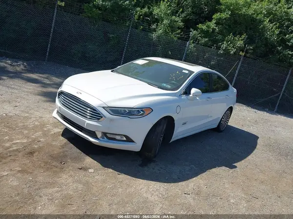3FA6P0SU6HR226017 2017 FORD FUSION - Image 2