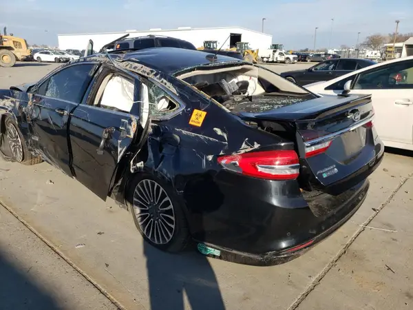 3FA6P0SU6HR248017 2017 FORD FUSION - Image 2