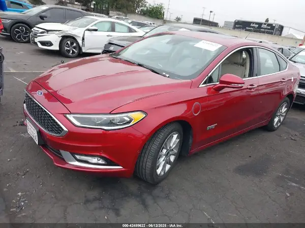 3FA6P0SU6HR313612 2017 FORD FUSION - Image 2