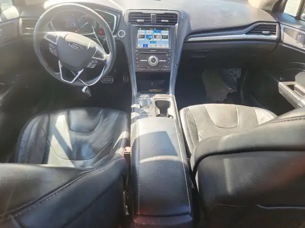 3FA6P0SU6HR327722 2017 FORD FUSION - Image 8