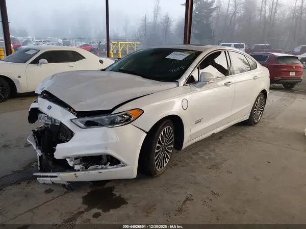 3FA6P0SU6HR379609 2017 FORD FUSION - Image 2