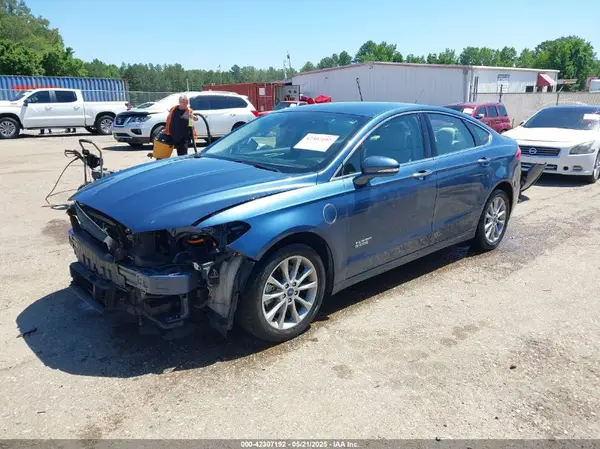 3FA6P0SU6JR277829 2018 FORD FUSION - Image 2